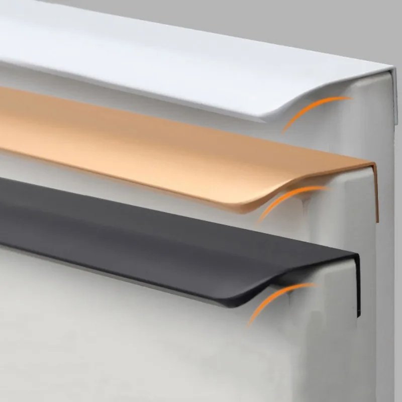 Gabinete de cocina dorado, pue - Restoration Hardware Furniture Used reseña y precio